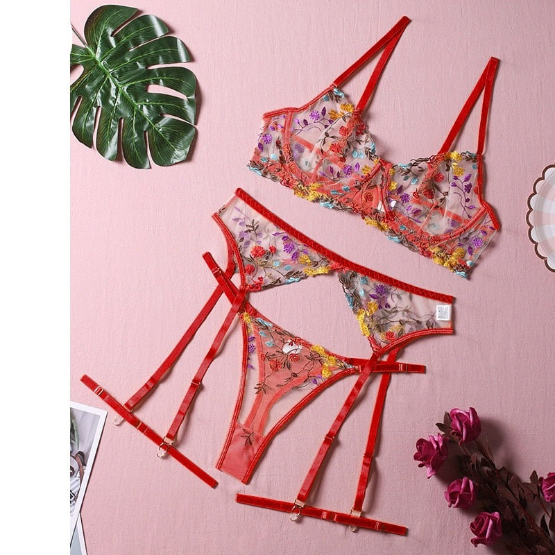 Lencería bordada 4 piezas