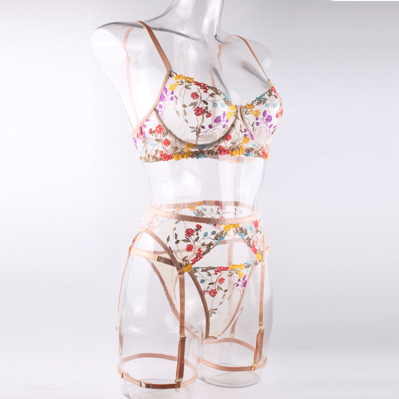 Lencería bordada 4 piezas